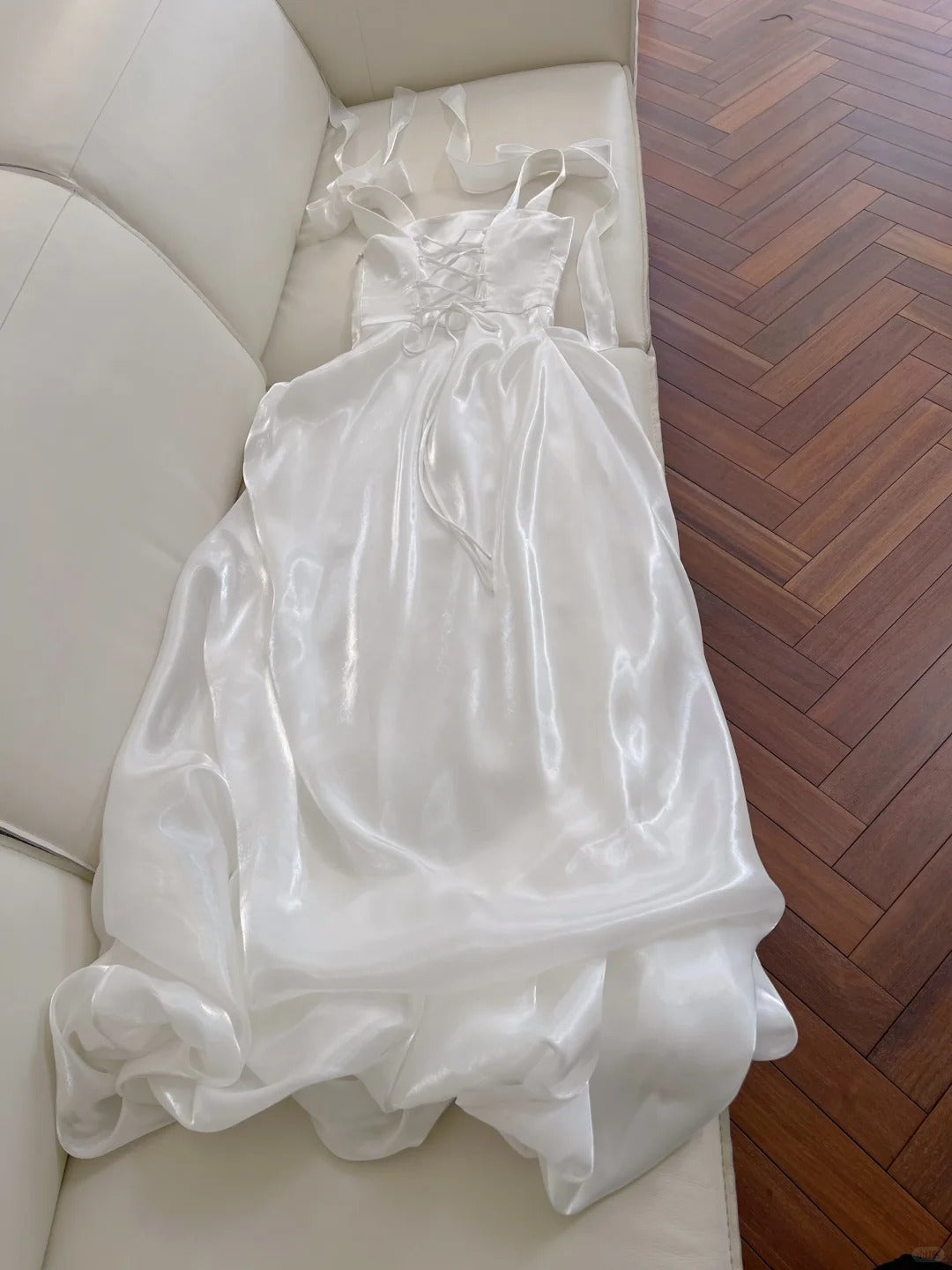 Elegant And Simple White Bud Square Neck Suspender Satin Prom Dress Evening Dress Bridesmaid Dress