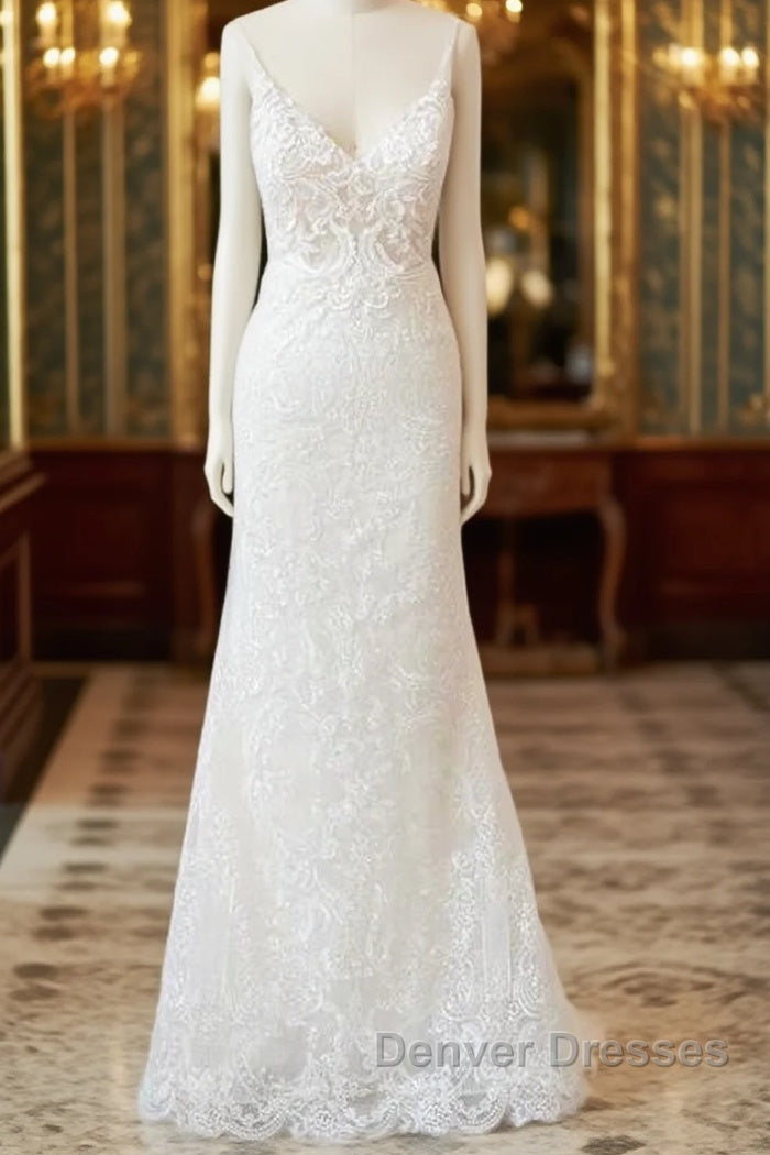 Elegant Appliques V-neck Sheath Wedding Dress Main image