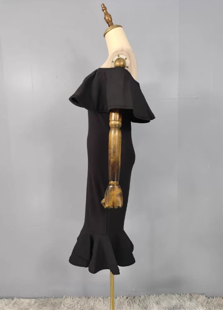 Elegant Black Mermaid Off-The-Shoulder Ruffled Satin Prom Dress Evening Dress