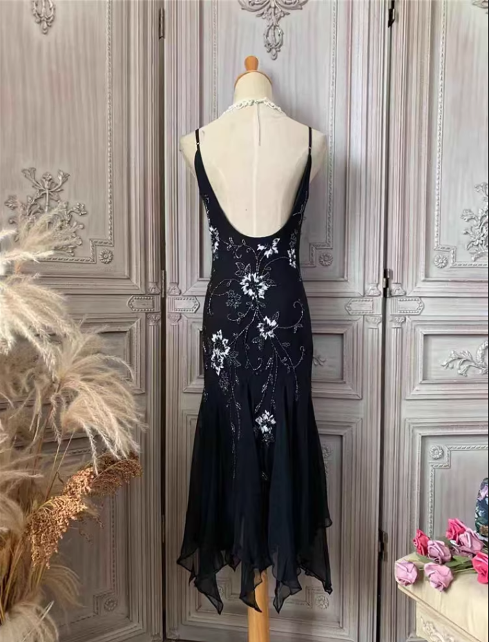 Elegant Black Mermaid Spaghetti Strap V-Neck Beaded Chiffon Long Prom Dress Evening Dress