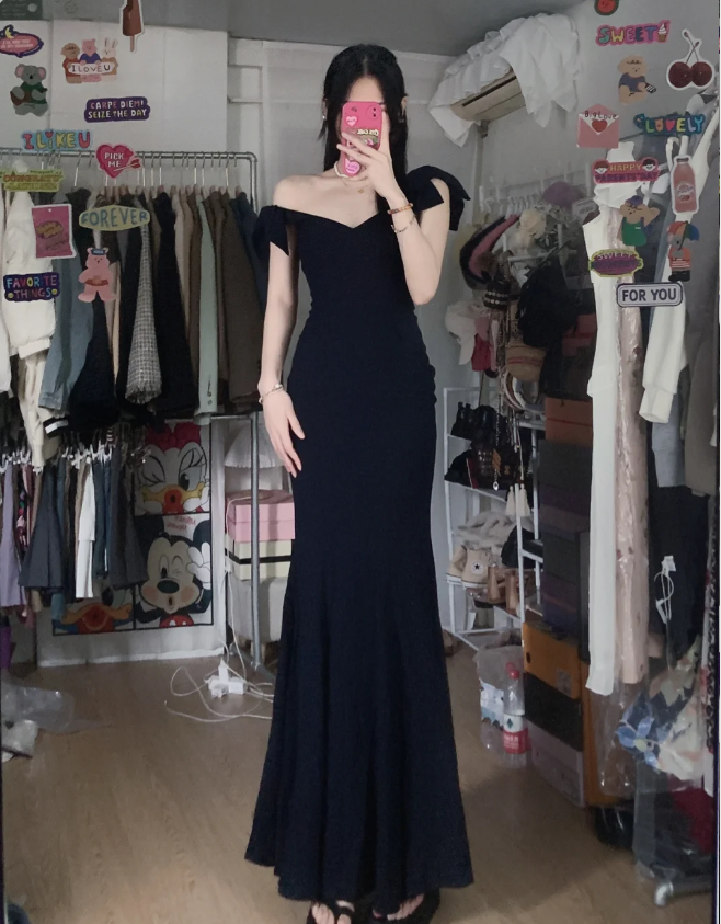 Elegant Black Mermaid V-Neck Bow Strap Satin Long Prom Dress Evening Dress Secondary image