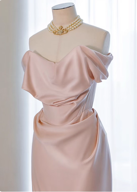 Elegant Black Slim-Fit Off-The-Shoulder Satin Long Prom Dress Evening Dress