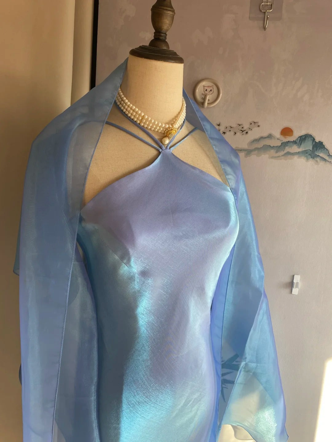 Elegant Blue Halter Neck Mermaid Satin Long Prom Dress Evening Dress