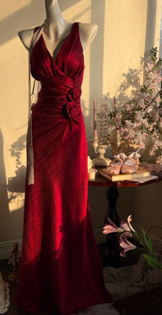Elegant Burgundy Mermaid Jacquard Satin V-Neck Evening Dress Simple Prom Dress