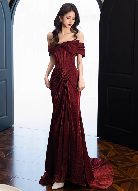 Elegant Burgundy Mermaid Off-The-Shoulder Ruffled Satin Train Prom Dress Evening Dress Secondary image