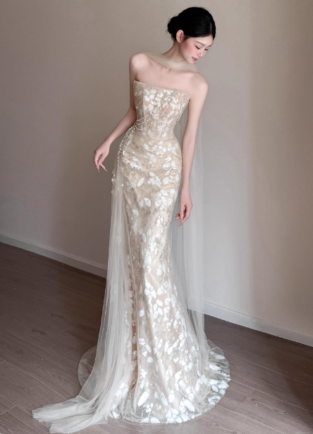 Elegant Champagne Mermaid Strapless Petal Tulle Long Prom Dress Evening Dress