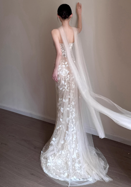 Elegant Champagne Mermaid Strapless Petal Tulle Long Prom Dress Evening Dress
