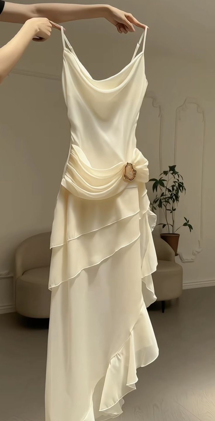 Elegant Chiffon Ivory Strap Irregular Birthday Dress Homecoming Dress Secondary image