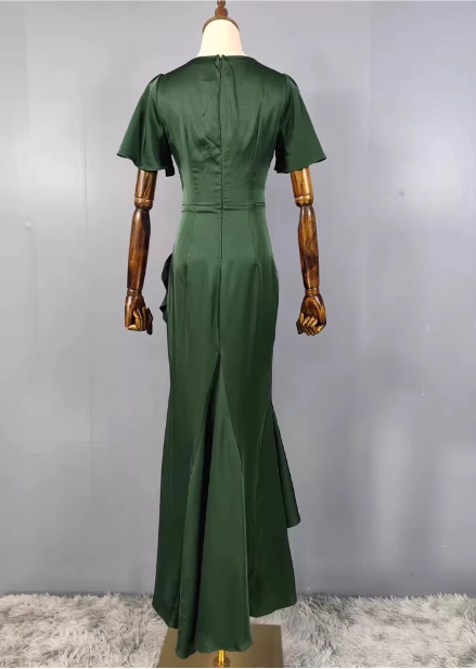 Elegant Dark Green Ruffled V-Neck Asymmetrical Hem Satin Prom Dress Evening Dress Secondary image