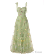 Elegant Embroidery Champagne Prom Dresses Sweetheart Spaghetti Straps A Line Party Dress Long Simple Formal Dress