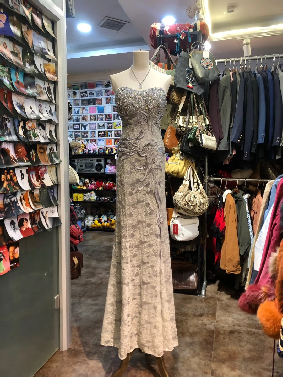 Elegant Grey Mermaid Strapless Sequined Lace Long Prom Dress Evening Dress Secondary image