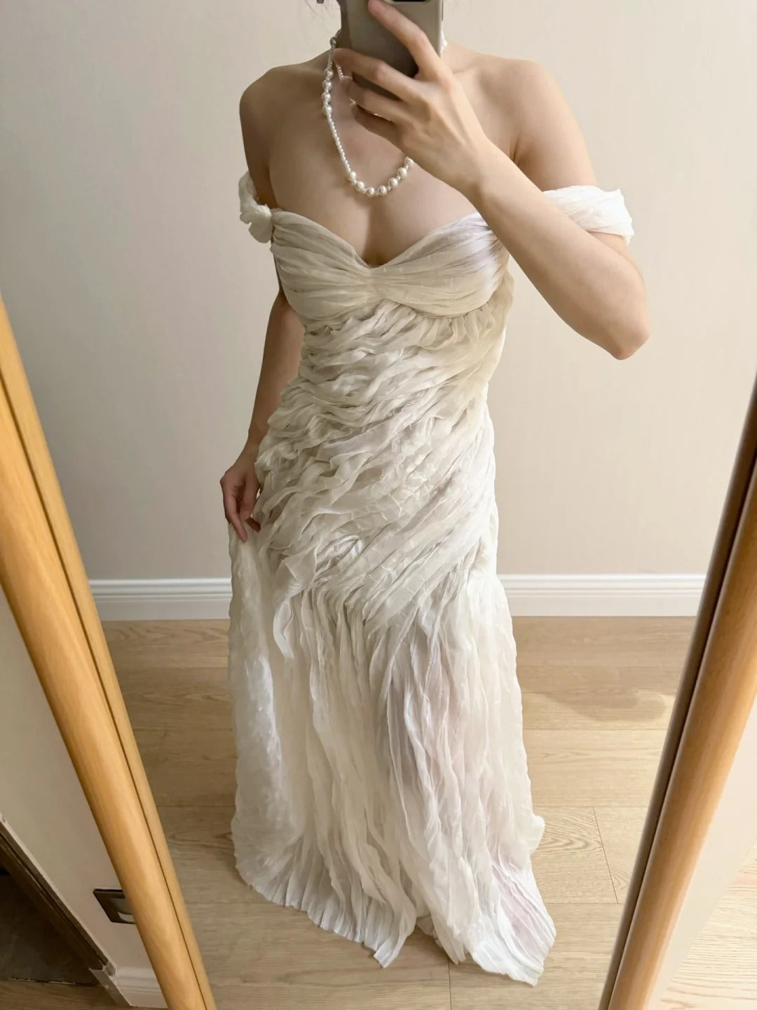 Elegant Ivory Pleated Satin Long Prom Dress Evening Dress
