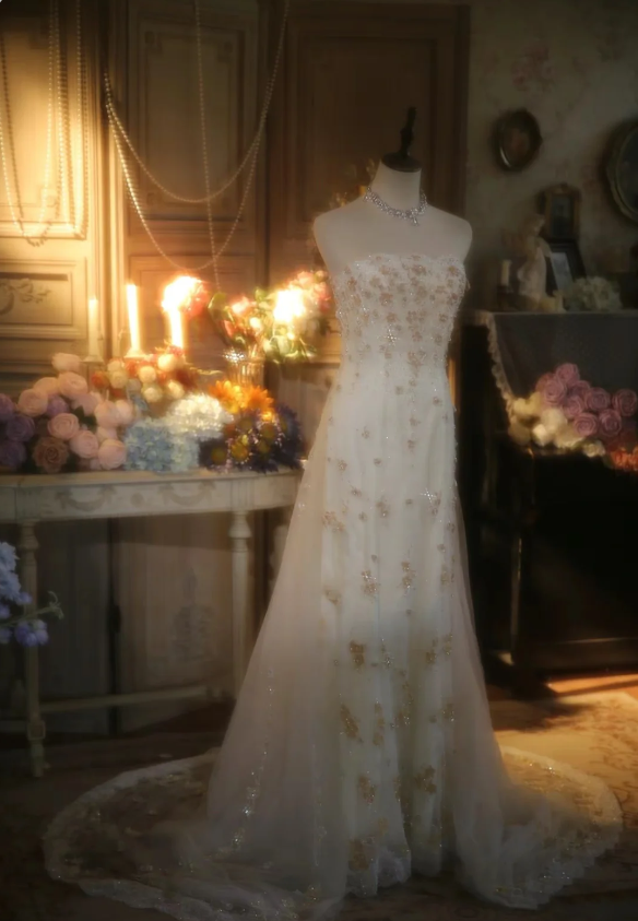 Elegant Ivory Strapless Beaded Floral Tulle Train Long Prom Dress Evening Dress