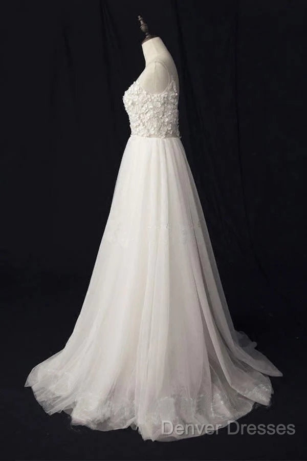 Elegant Ivory Tulle V-Neck A Line Floor Length Wedding Dress Secondary image