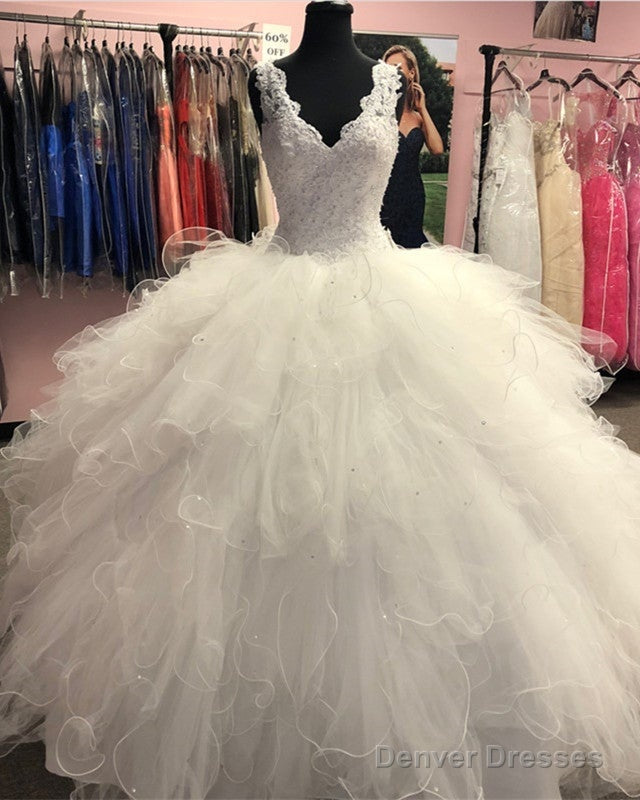 Elegant Lace Embroidery V-Neck Organza Ruffles Ball Gowns Quinceanera Dresses Main image