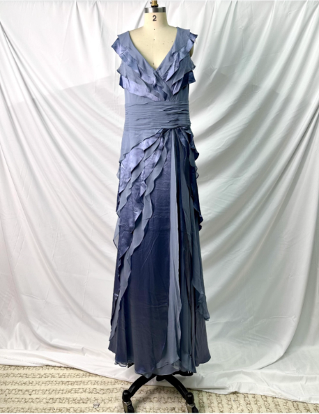 Elegant Layered Gradient Gray-Blue Slim-Fit V-Neck Ruffled Tiered Chiffon Long Prom Dress Evening Dress Main image