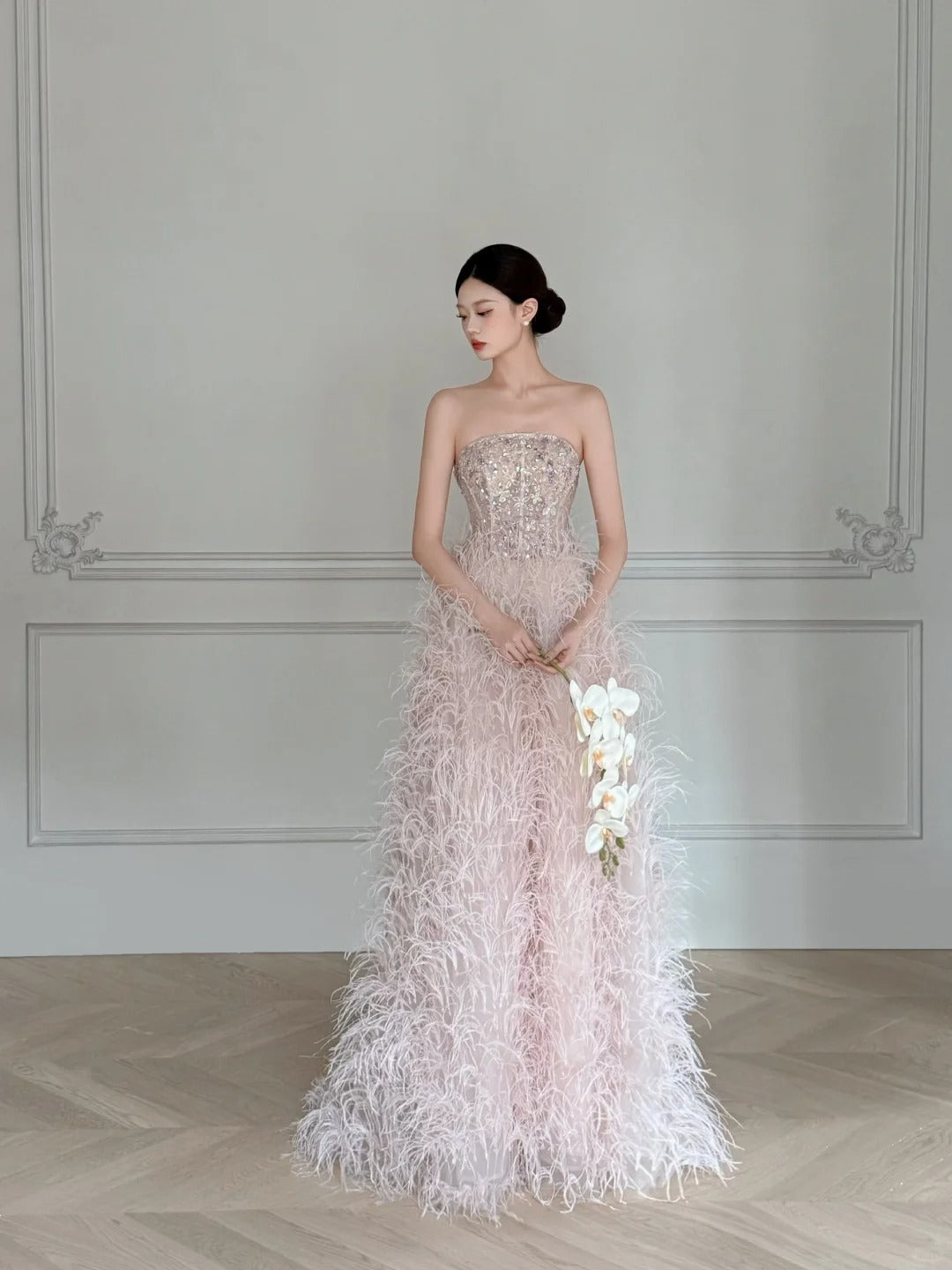 Elegant Light Pink A-Line Strapless Feather Long Prom Dress Evening Dress Secondary image