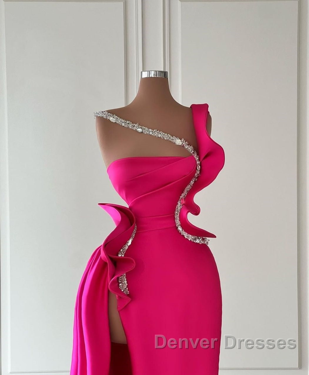 Elegant Long Glitter Sleeveless Front Split Long Prom Dress With Ruffles Long Secondary image