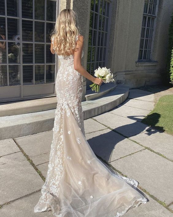 Elegant Long Mermaid Lace Applique Prom Dress Wedding Dress Evening Dress