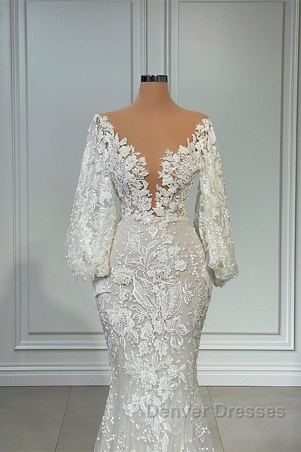 Elegant Long Sleeves Mermaid V-neck Tulle Lace Wedding Dress Secondary image