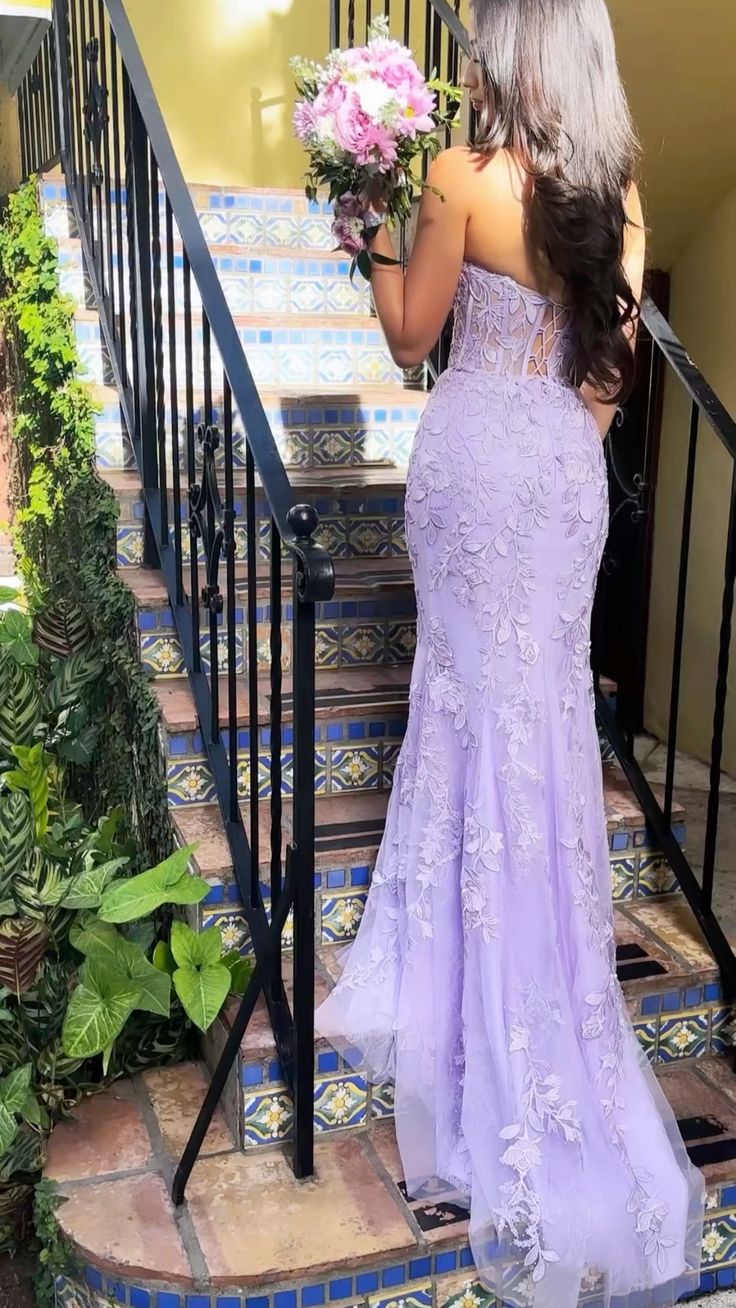 Elegant Mermaid Sleeveless Lace Lilac Evening Prom Dress Long Prom Dress