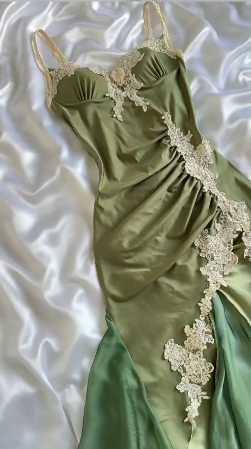 Elegant Navy Blue Spaghetti Straps Mermaid Satin Appliques Prom Dress Party Dress