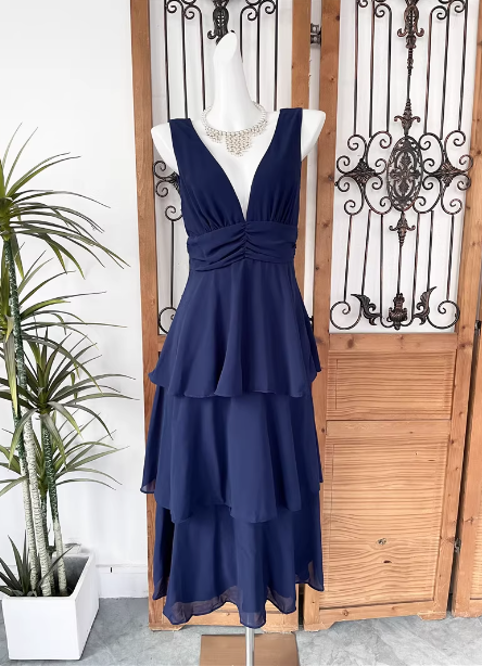 Elegant Navy Blue A-Line V-Neck Ruffled Layered Chiffon Prom Dress Evening Dress Main image
