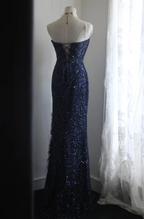 Elegant Navy Blue Mermaid Heart-Shaped Neckline Feather Sequined Long Prom Dress Evening Dress