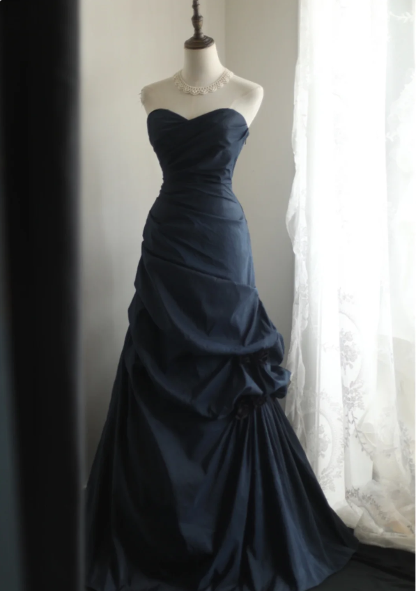 Elegant Navy Blue Mermaid Pleated Satin Long Prom Dress Evening Dress