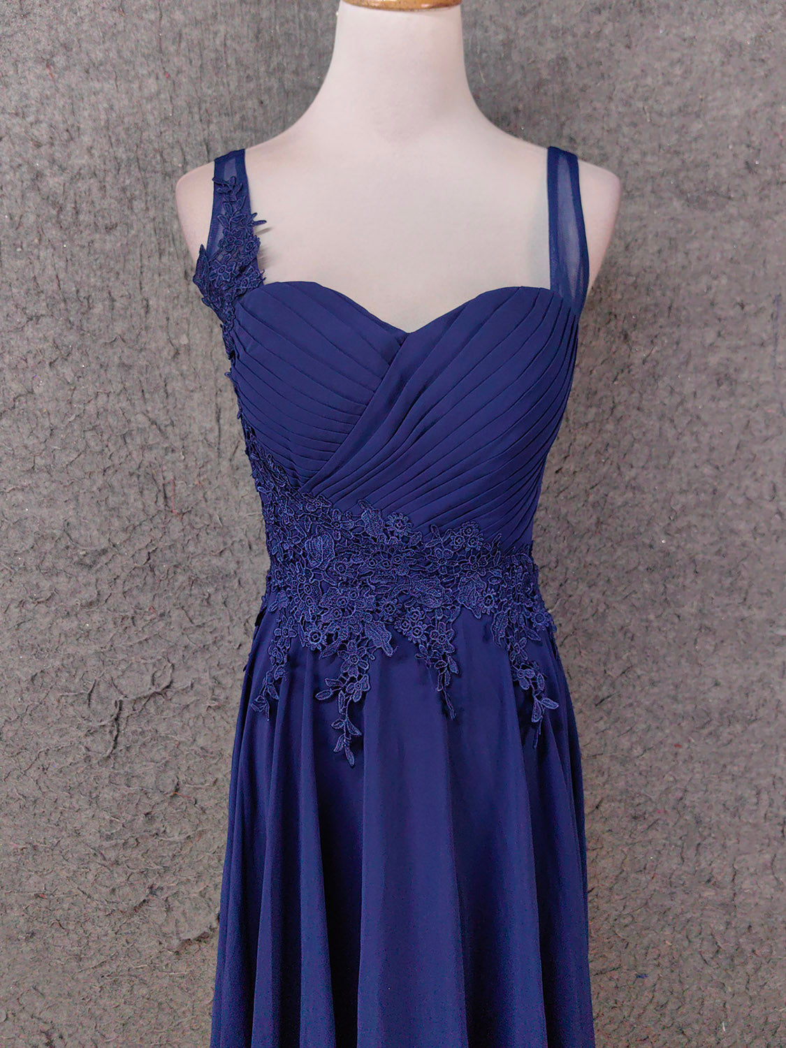 Elegant Navy Blue Spaghetti Strap Lace Ruffled Chiffon Long Prom Dress Evening Dress Secondary image