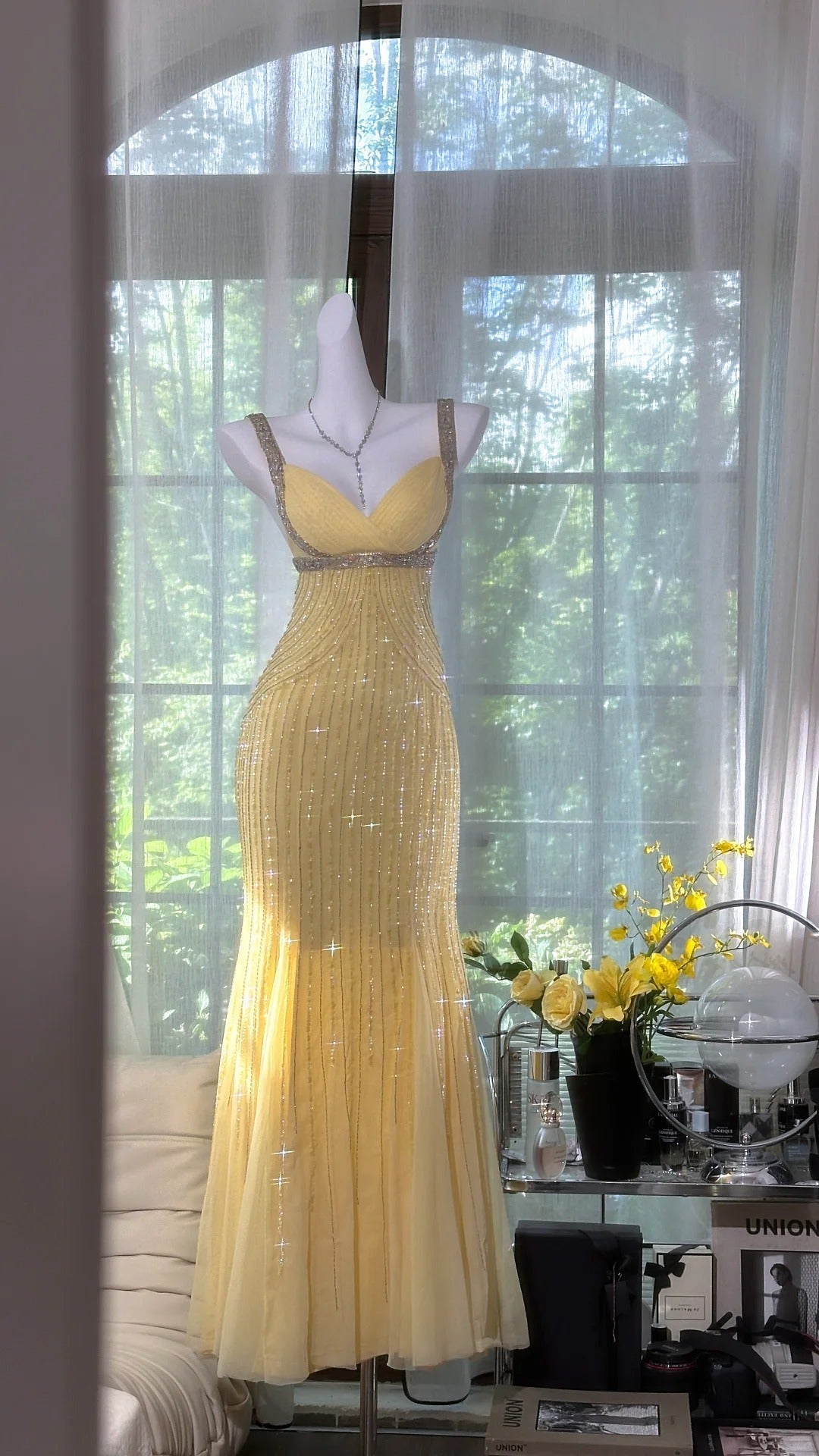 Elegant Pale Yellow Mermaid Strapless Backless Beaded Chiffon Long Prom Dress Evening Dress