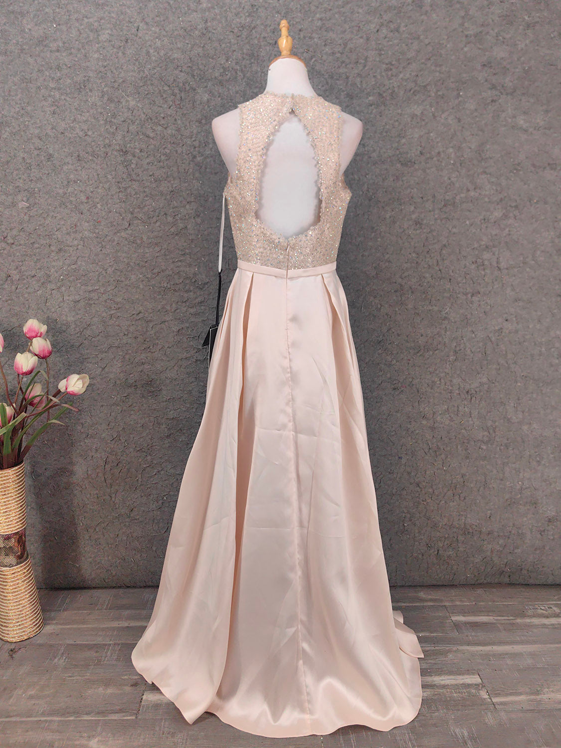 Elegant Pink Halter Neck V-Neck Rhinestone Lace Satin Long Prom Dress Evening Dress