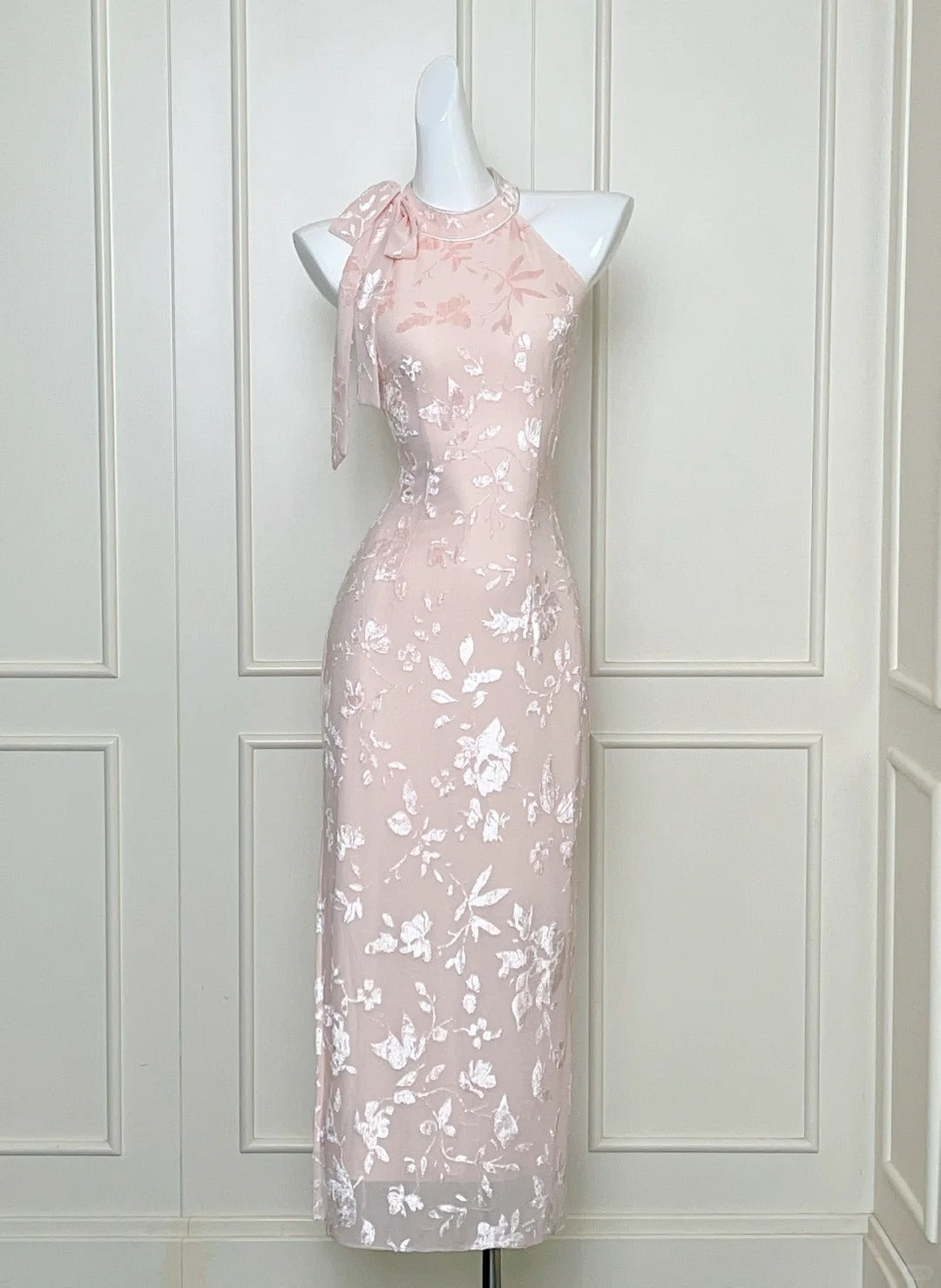 Elegant Pink Slim Halter Neck Jacquard Slit Long Prom Dress Evening Dress