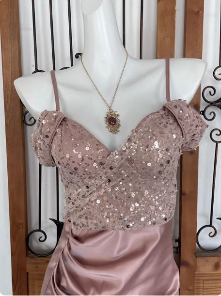 Elegant Pink Spaghetti Strap V-Neck Off-The-Shoulder Slit Sequin Satin Long Prom Dress Evening Dress