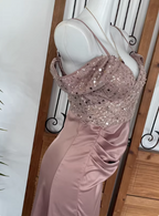 Elegant Pink Spaghetti Strap V-Neck Off-The-Shoulder Slit Sequin Satin Long Prom Dress Evening Dress