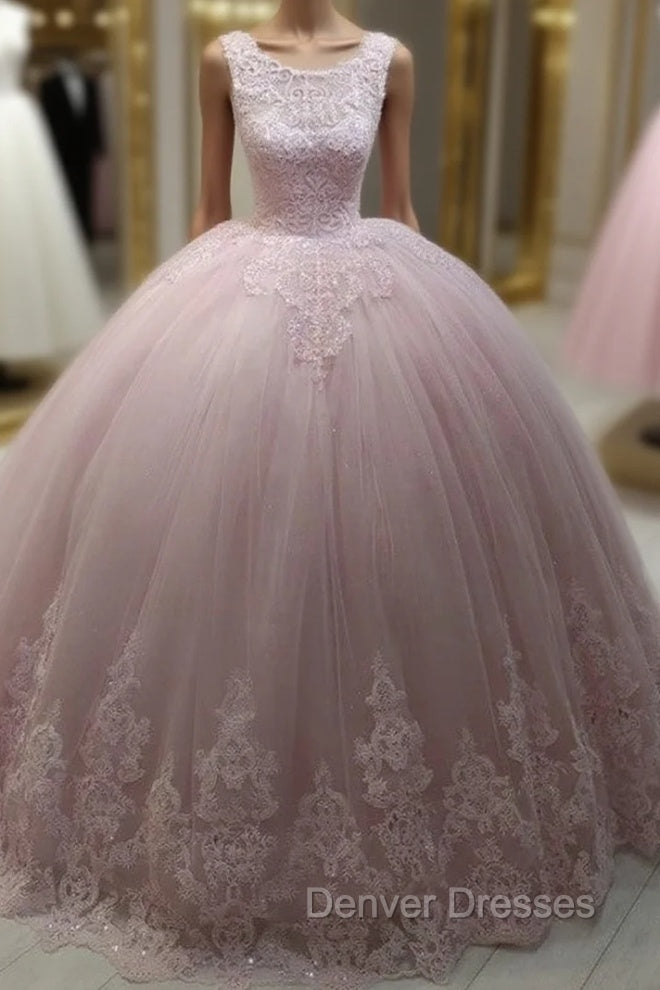Elegant Quinceanera Dress Tulle Ball Gown Appliques