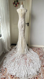 Elegant Retro White Mermaid Round Neck Lace Train Prom Dress Evening Dress Wedding Dress