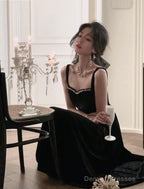 Elegant Spaghetti Strap Velvet Vintage Black Dress Women Birthday Outfits