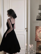 Elegant Spaghetti Strap Velvet Vintage Black Dress Women Birthday Outfits
