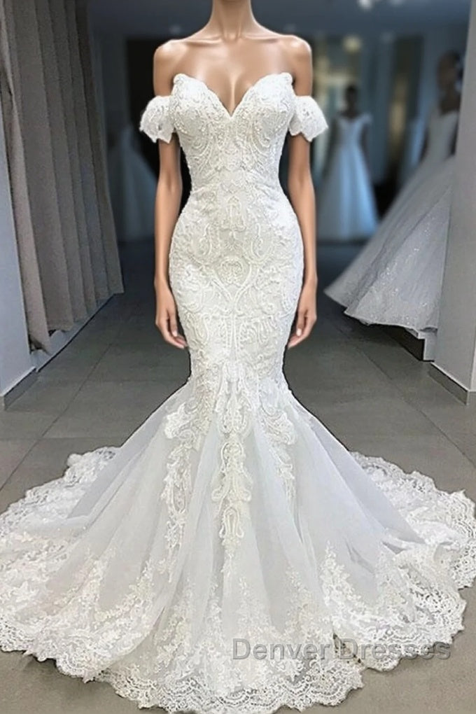 Elegant Sweetheart Short Sleeves Lace Mermaid Wedding Dress Main image