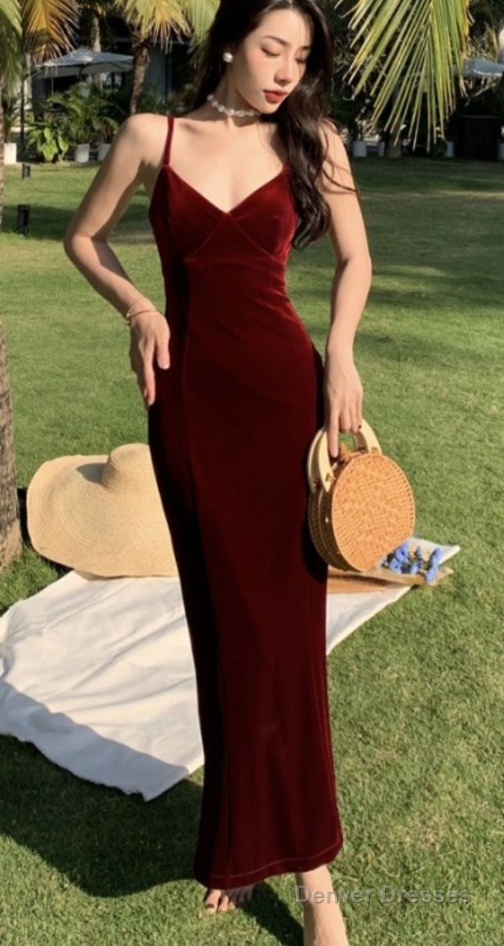Elegant Sweetheart Spaghetti Straps Long Evening Dress Velvet Prom Dress Main image