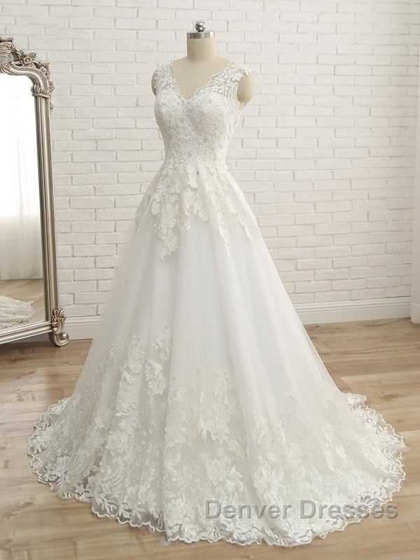 Elegant V-Neck Lace Ball Gown Wedding Dress Secondary image