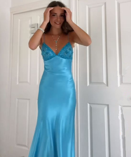 Elegant V-Neck Spaghetti Memriad Long Prom Dress