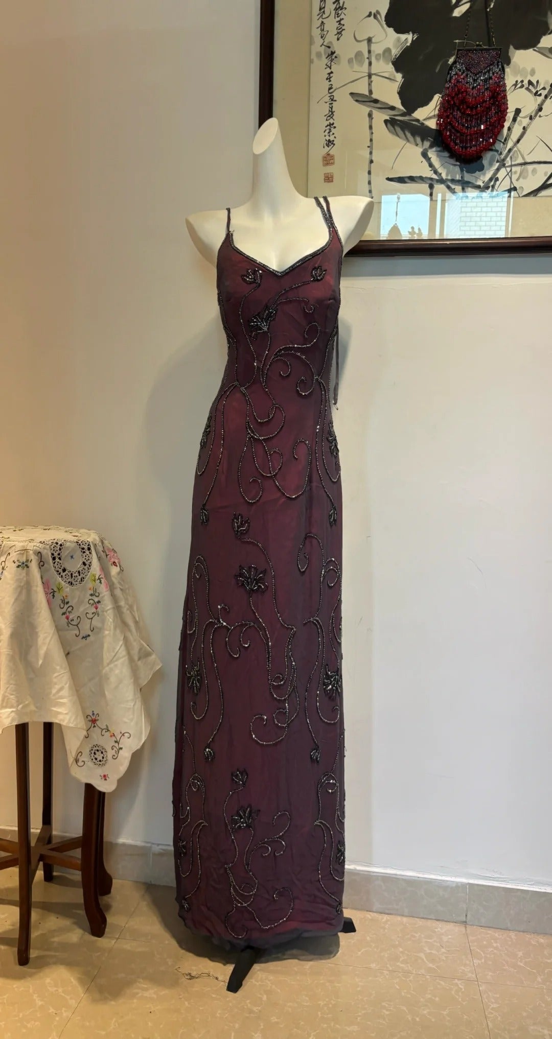 Elegant Vintage Burgundy Beaded Floral Crossover Backless Satin Long Prom Dress Evening Dress Secondary image