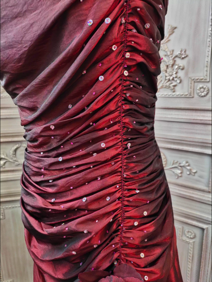 Elegant Vintage Burgundy Strapless Ruched Satin Long Prom Dress Evening Dress