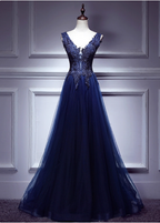 Elegant Vintage Navy Blue V-Neck Lace Embroidery Tulle Long Prom Dress Evening Dress