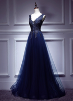 Elegant Vintage Navy Blue V-Neck Lace Embroidery Tulle Long Prom Dress Evening Dress
