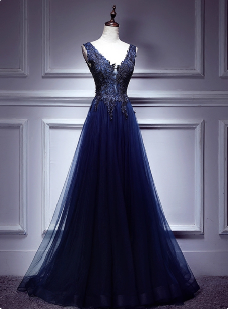 Elegant Vintage Navy Blue V-Neck Lace Embroidery Tulle Long Prom Dress Evening Dress
