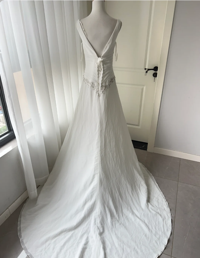 Elegant White Deep V-Neck Beaded Chiffon Prom Dress Evening Dress