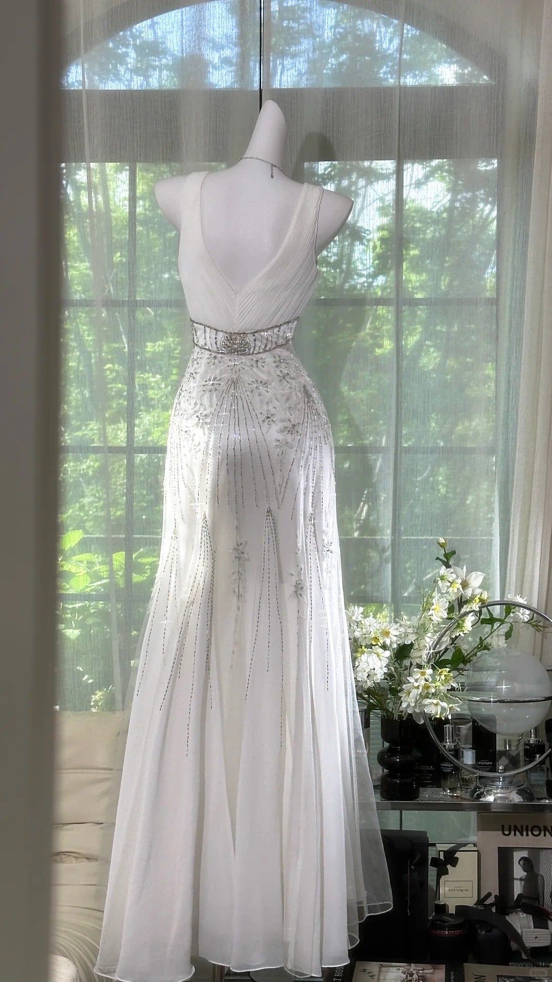 Elegant White Mermaid Strapless V-Neck Beaded Chiffon Long Prom Dress Evening Dress